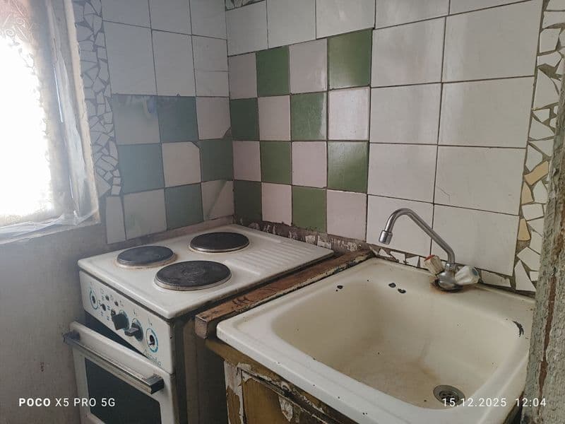 Sergeli metro turonga yaqin joyda 2 xona uy oilaga uzoq mudd — фото 3