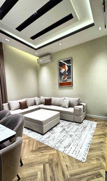 Район: Шайхантахурский<br />
Ориентир: Тащкент сити <br />
Ж