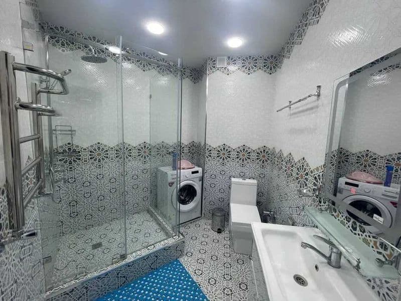 Район: Алмазар <br />
Адрес: метро Беруни<br />
<br />
• Ком — фото 4