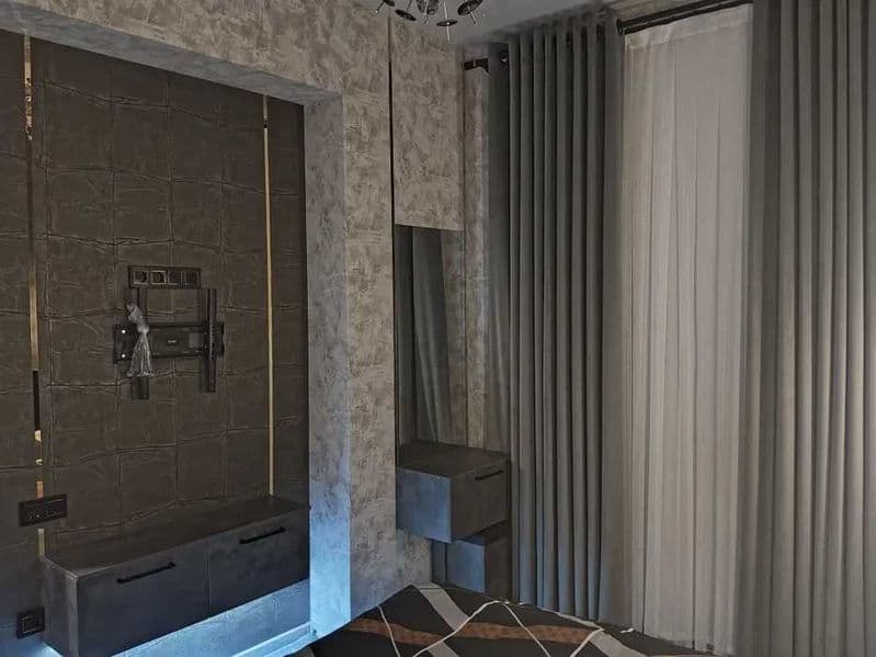 Район: Шайхонтохурский<br />
Адрес: Комолон <br />
<br />
•  — фото 3