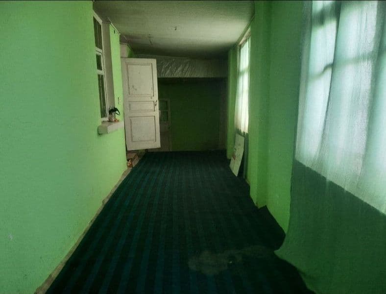 Ойлага бураман яхши одамга. <br />
Телефон 946990101 ёки тел