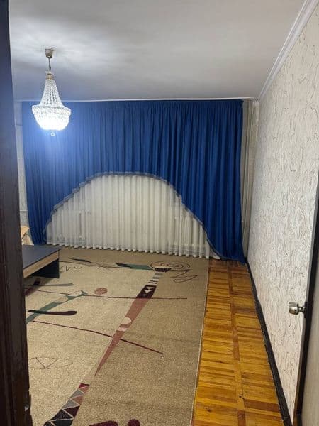 Аренда Квартира<br />
Алгаритм Гулистон <br />
3/2/9 Обстано