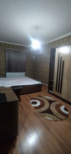 Сдается квартира иностранцам или молодой семье<br />
• Район