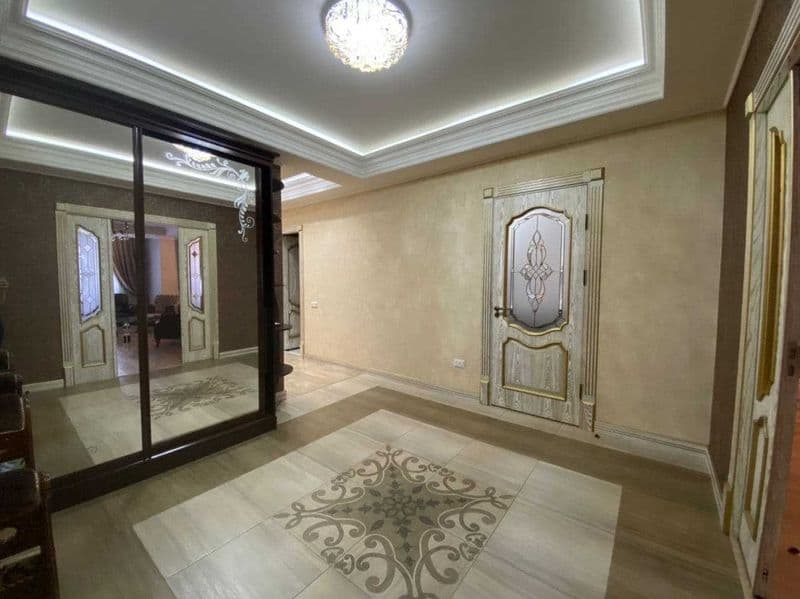 Сдается квартира в новостройке на Ц1 Садика Азимова.Ориентир