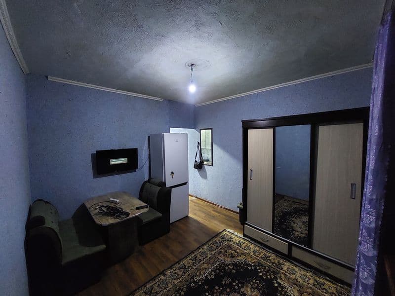 Sergili-2  opshejita 1xonali 64dom <br />
5-4 bekatlarga yaq