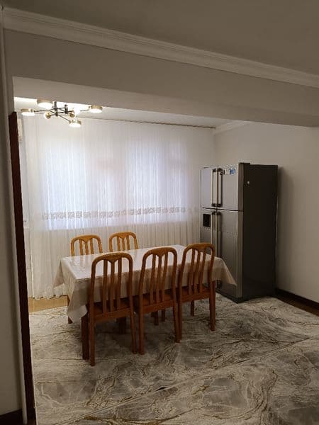 Сдаётся уютная 3-комнатная квартира на 2-м этаже 4-этажного 