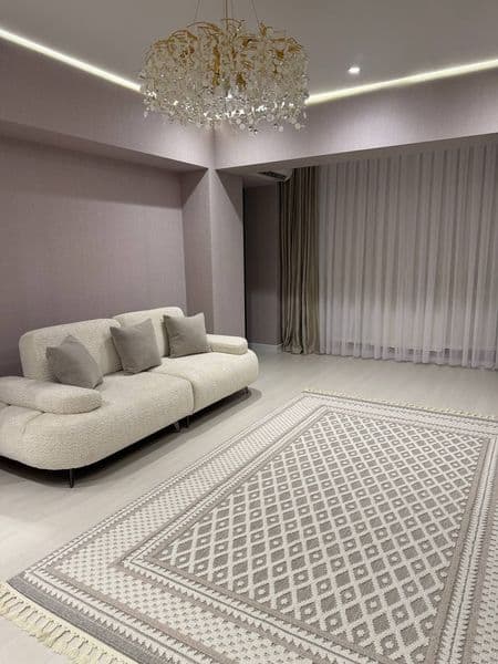 Сдаётся 2 комнатная квартира в центре города, с шикарным рем — фото 3