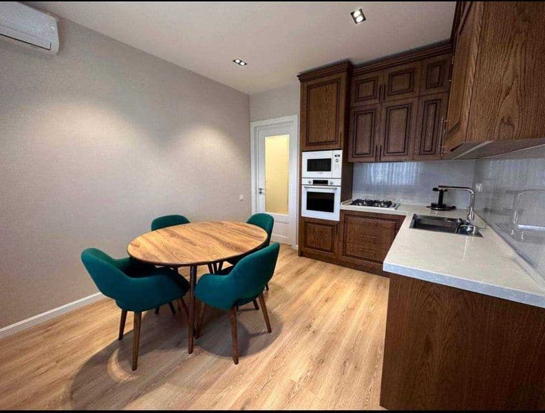 • ЖК: Yangi Darhon<br />
• Комнат: 3<br />
• Этаж: 3<br />
• — фото 5