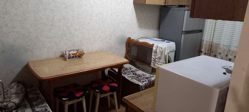 Сдаётся 3-х комнатная квартира, на Кадышева, 58 военный горо — фото 2