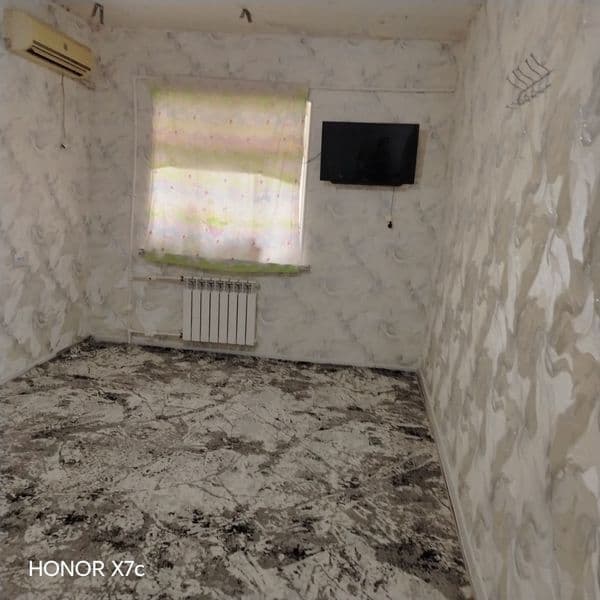 Уч хонали уй бир хонасини ёш оилага арендага бераман 200 дол