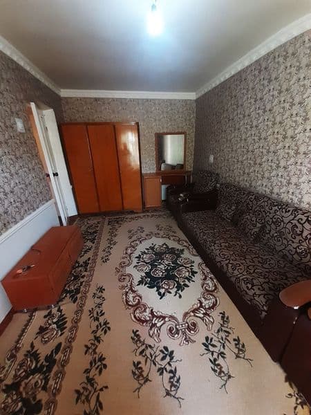 Srochna 1 Xona 2 Xona Qilingan Kvartira Ijaraga Topshiriladi