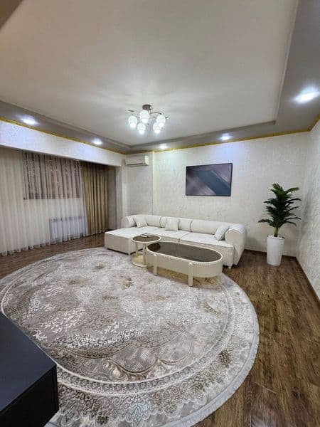 Chilonzor 7 moljal qatortol bozor <br />
2 xona <br />
3 eta