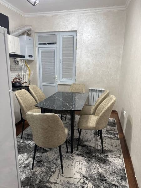Sergili yangi darxonda kvartira bor 3- bekatga yaqin KIR MOS