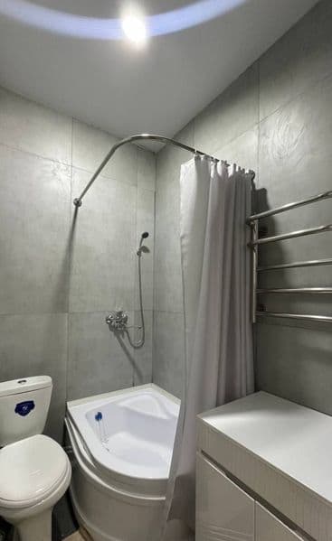 Новостройка однокомнатная упакованная квартира мебель техник — фото 5