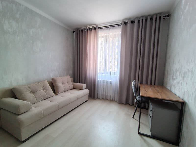 Срочно сдам в аренду новую квартиру9 1/3/9 в жк Zenit, на до