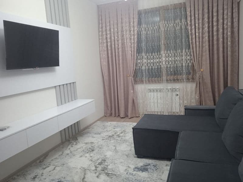 Сдаётся квартира на Жк "Алмазар сити " Новостройка <br />
2-