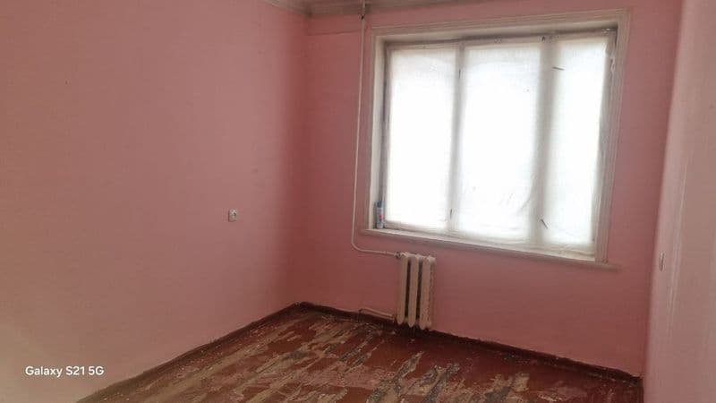 ижара 2 ,хонали тансыкбой  бозор тугрисига гиштли тоза дом .