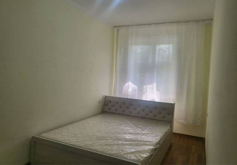 Массив Феруза<br />
2х3/3/4<br />
52 м2<br />
450$ договорна