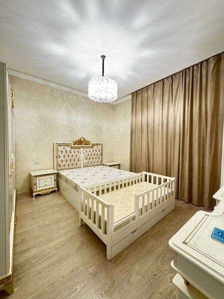 Район: Шайхантахурский<br />
Адрес: хадра<br />
<br />
Комна — фото 2