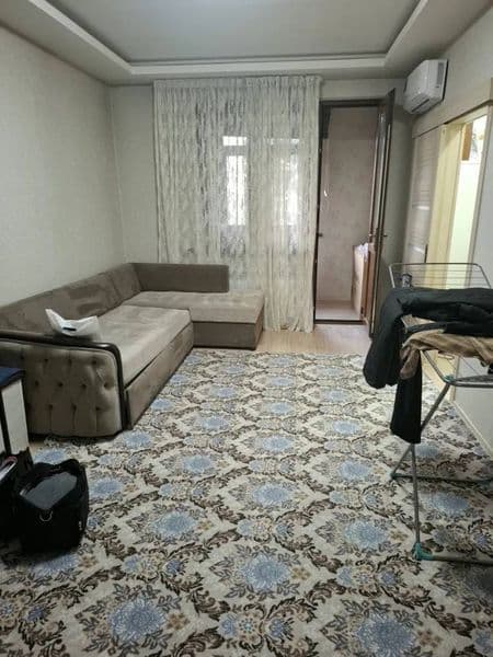 Квартира чистая с мебелью с техникой сдаётся порядочным людя — фото 2