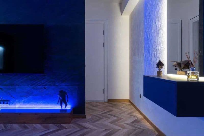 Дизайнерский ремонт<br />
Новая, Укомплектована<br />
Техник — фото 3