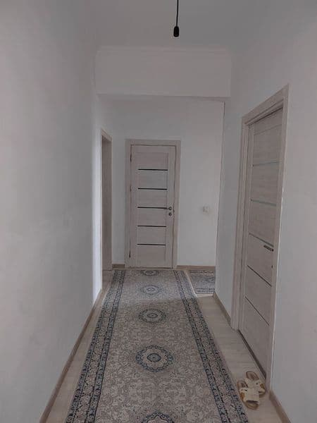 Янги Дархон 2 да ижарага 3 хонали 4-этажда квартира бор, узи