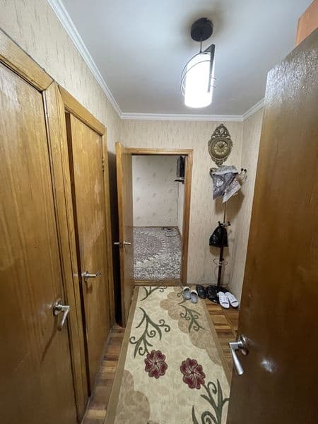 3-х комнаткая квартира сдается в аренду ! <br />
Имеется хол