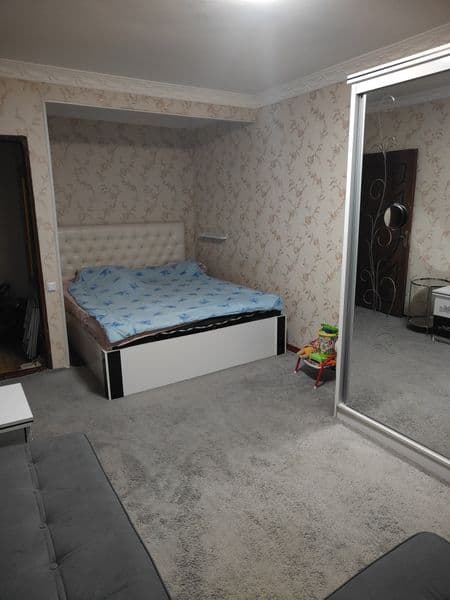 Квартира своя без посредников, чистая. В квартире имеется ме — фото 2