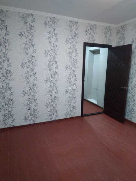 Срочно сдаётся на Авиасозлар-1, 1/4/4, общага с кадастром, п