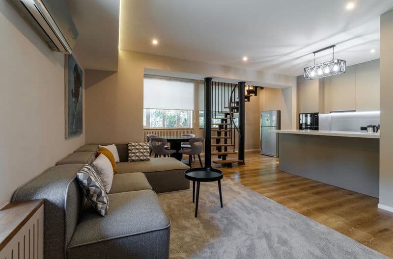 Сдаётся от СОБСТВЕННИКА стильная трёхкомнатная двухуровневая