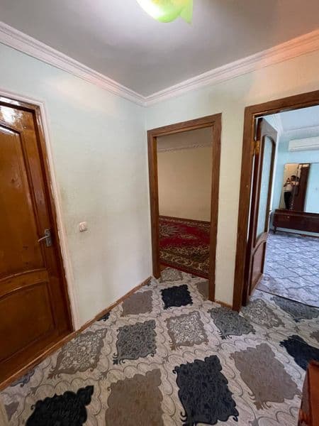 Chilonzor qozirobod mahallada, orienter Mirzo Ulug'bek metro