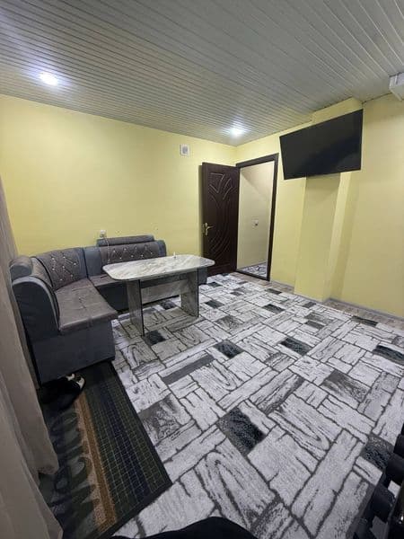 Kvartira ijaraga beriladi<br />
<br />
Rayon: #Yunsobod <br 