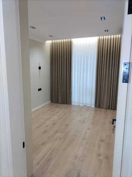 Район: Яккассарайский<br />
Адрес: ул Мирабад<br />
<br />
• — фото 4