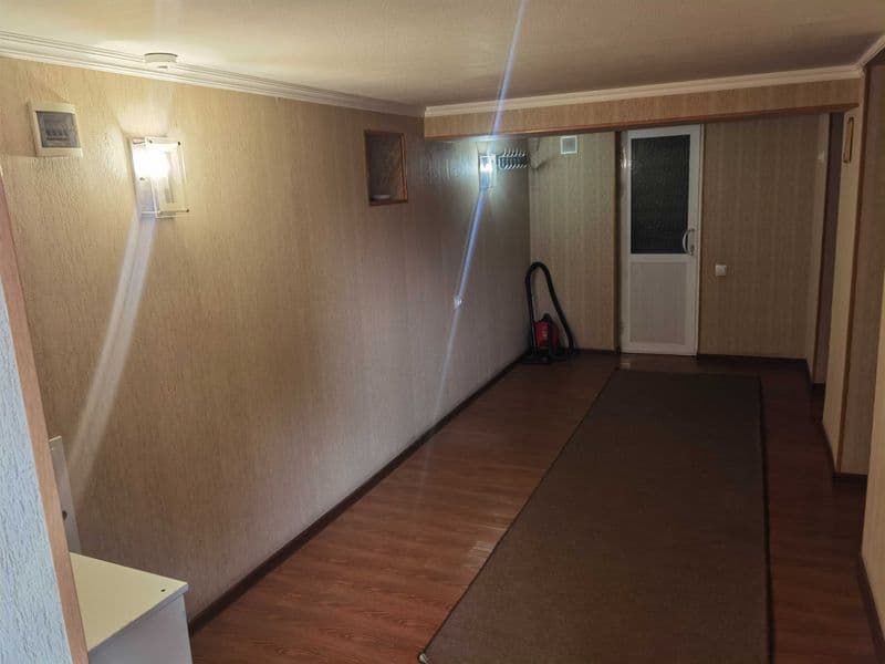 Ижарага узимнинг уйим. Ховлининг бир кисми ижарага берилади. — фото 4