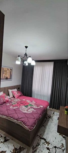 Kimlar uchun: Oilaga Yoki 6Ta bollaga  <br />
Manzil: Drujba