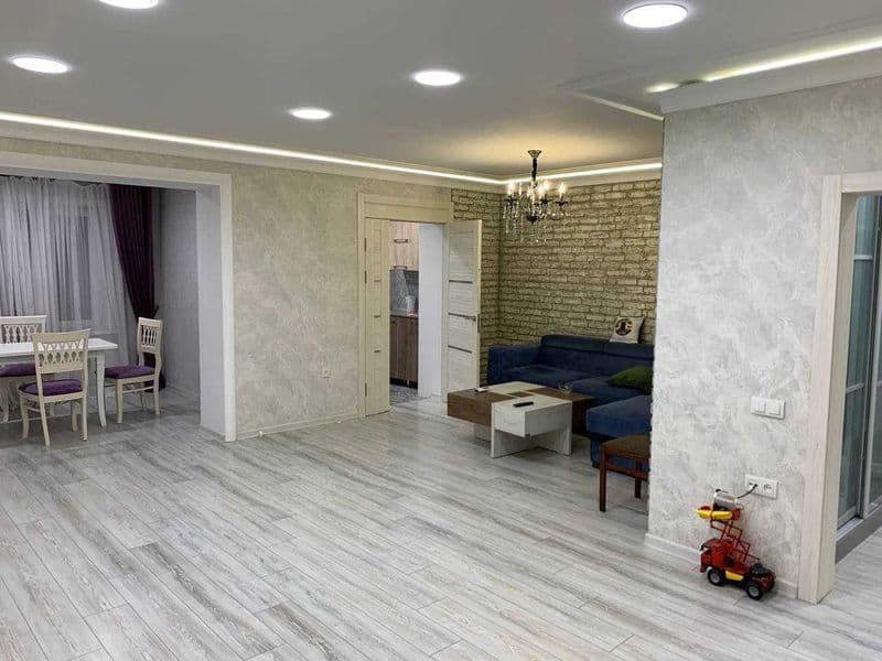 • Район: Мирзо Улугбекский<br />
• Адрес: Дархон<br />
• Ори — фото 4