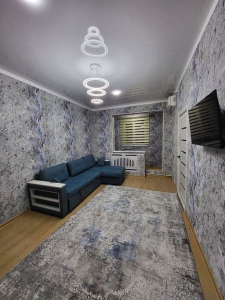 Сдам Кв-2ком-4-4.<br />
Квартира с обстановкой. <br />
Место