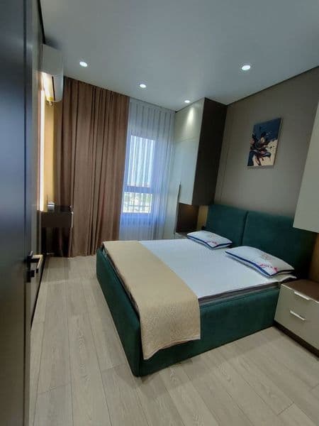 Аренда <br />
 квартиру, , 42 м2<br />
Прихожая, зал соедине — фото 4