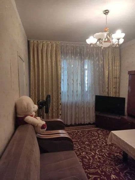 Юнусабад8  2*3/3/4 <br />
<br />
Аренда 400<br />
Риелторски