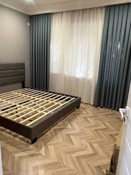 Район: Мирабадский<br />
Адрес: Айбек <br />
<br />
• Комнат — фото 3