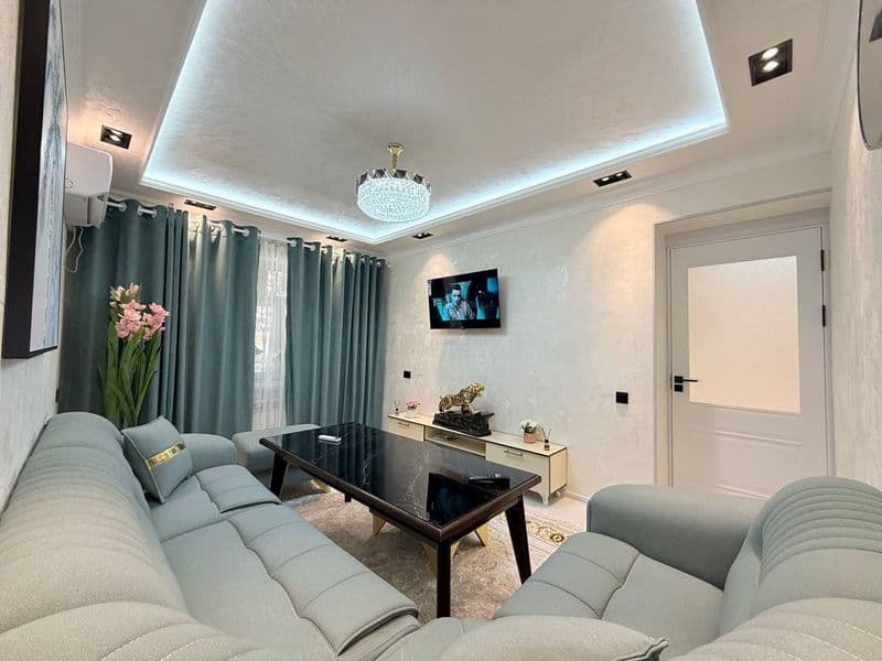 Чилонзор 23<br />
<br />
2/1/5<br />
<br />
Семейным либо од