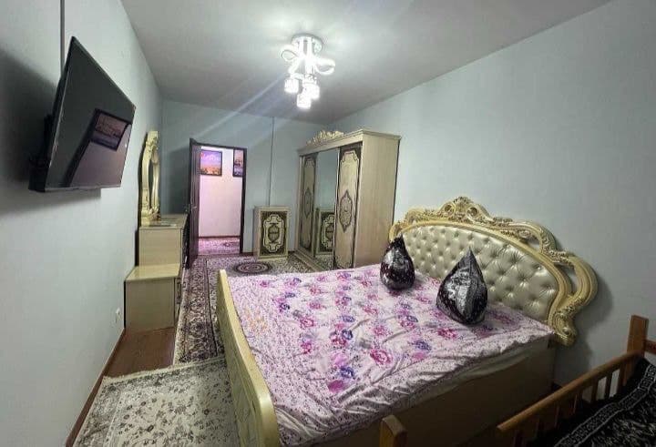 Kvartira ijaraga beriladi <br />
<br />
Rayon: #Sergeli<br /