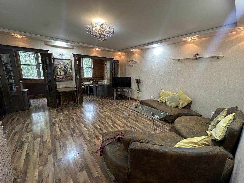 Сдаётся квартира полностью укомплектована, квартира очень ую