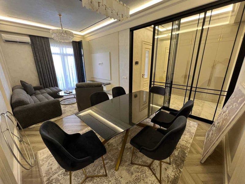 Жилой комплекс: NRG Oybek<br />
Комнат: 3<br />
Этаж: 2<br /