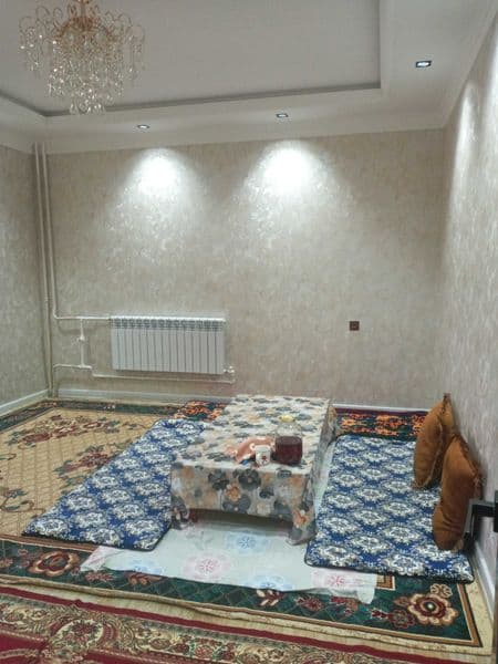 Kvartira qizlarga <br />
Manzil: Yunusobod tumani 6-kvartal<