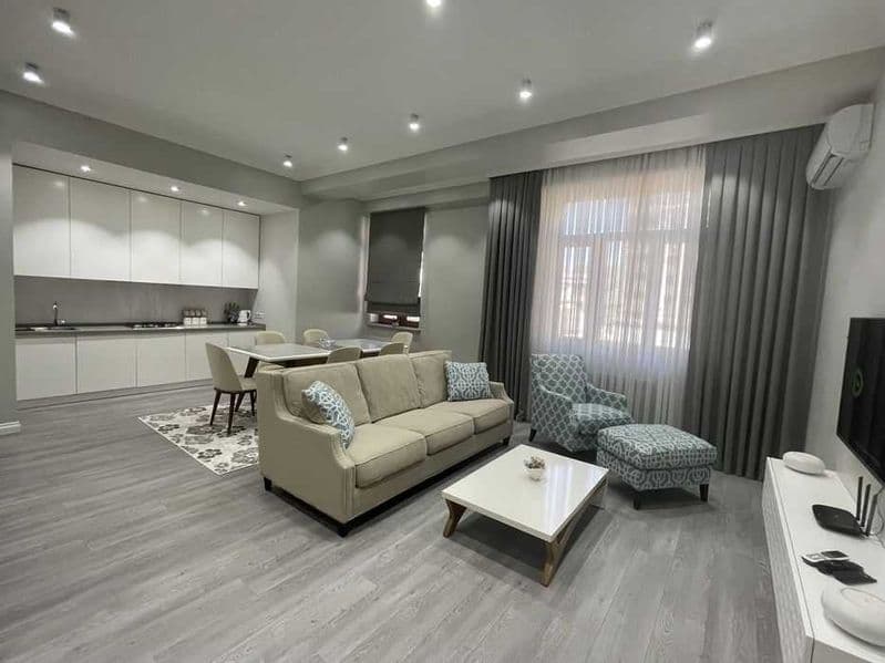 СРОЧНО СДАЕТСЯ !!!<br />
<br />
Район: Мирабадский<br />
Адр