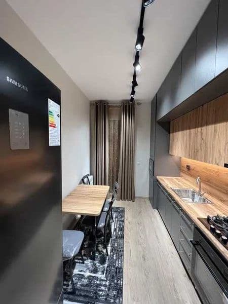 Аренда шикарная 3-комнатная квартира в Новостройка <br />
<b — фото 4