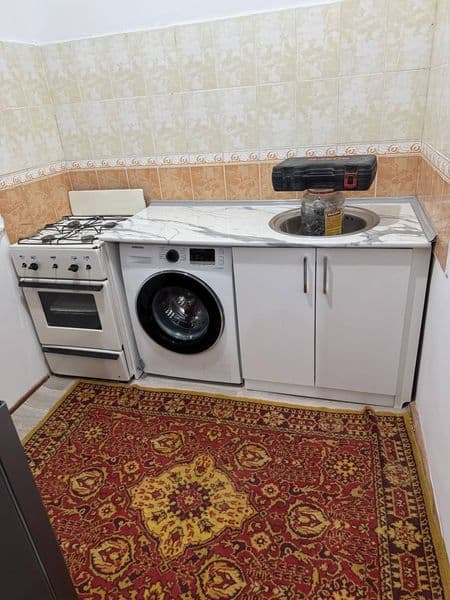 мв.Феруза 2/2/4 1,5×3 балкон, чистая квартира, ор-р 205 школ