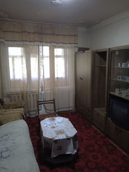 Здам свою квартиру,двух комнатная, второй этаж 4 этажный дом