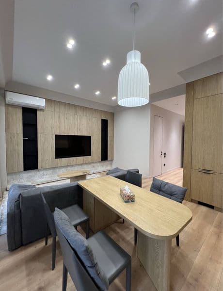 Элитный апартамент<br />
Район: Шайхантахур<br />
2/7/8<br /